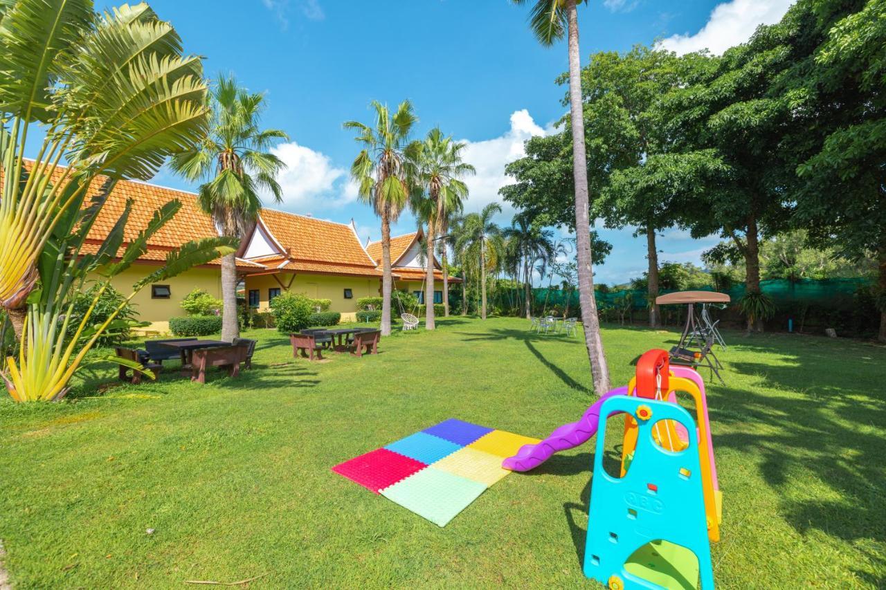 Phuket Kana International Hotel普吉岛卡娜国际酒店 Rawai Exterior photo