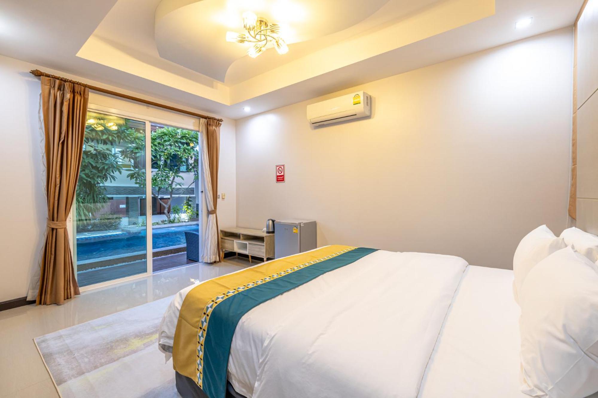 Phuket Kana International Hotel普吉岛卡娜国际酒店 Rawai Exterior photo